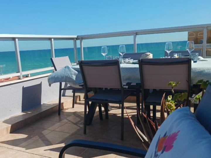 Precioso Atico Frente Al Mar Reformado 2025 Apartment Peniscola Exterior photo